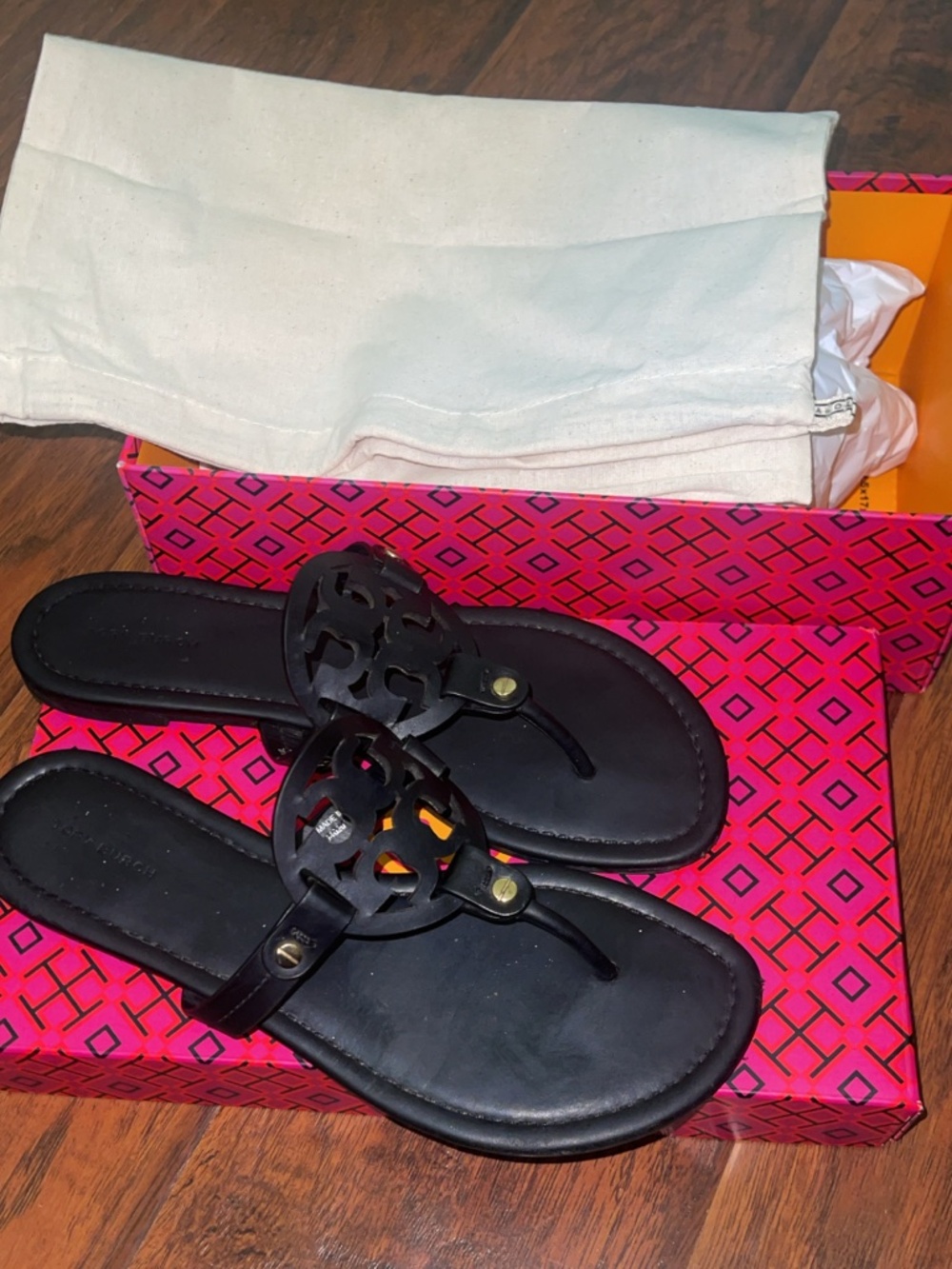 Tory Burch Black  Leather Sandals